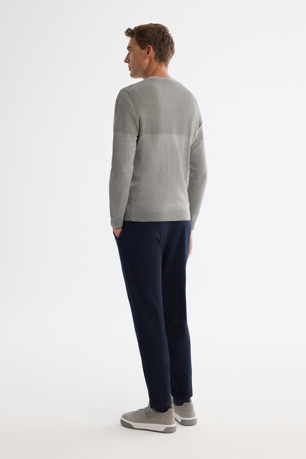 Men's gray bike collar double collar detailed textured cotton knitwear sweater A42y5190