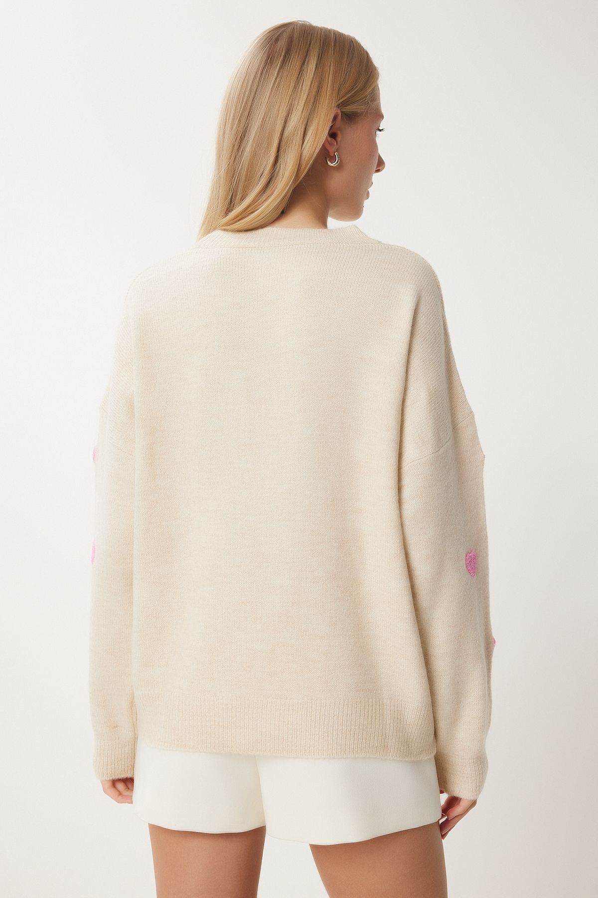 WOMEN CREAM HEART TEXTED OVERSIZE knitwear sweater PF00088