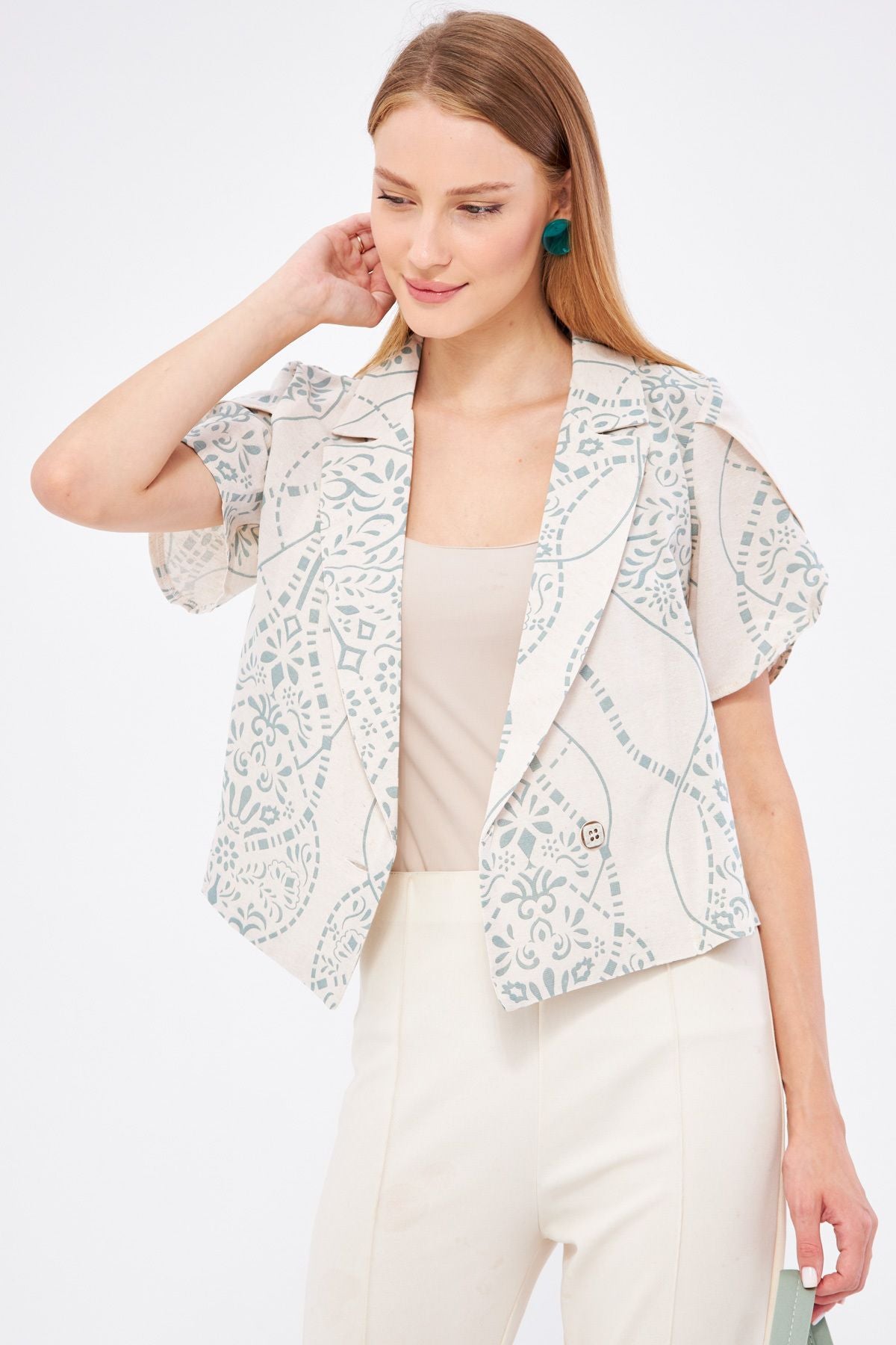 Female Mint-White Linen-Looking Patterned Lever Slit Crop Short Sleeve Jacket ARM-24Y001095