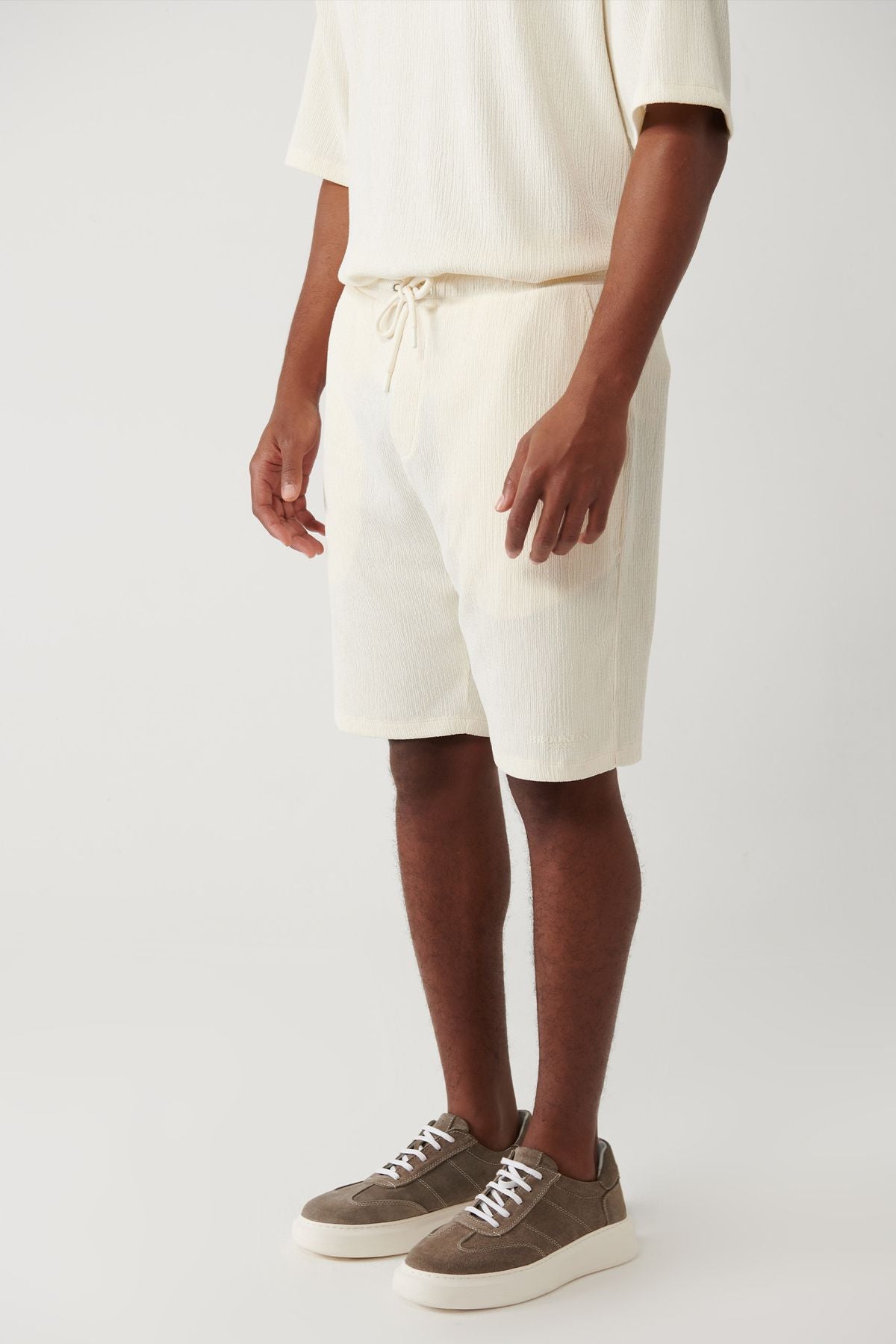 Men's Ecru Side Pocket Ribbed Short A41y3639