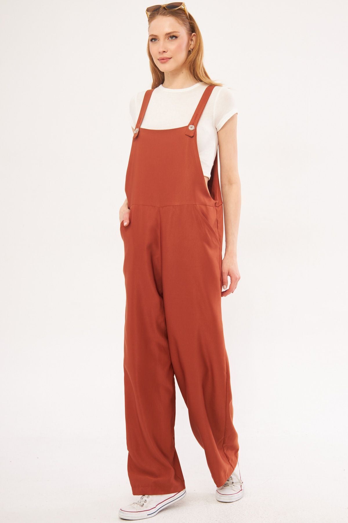 Women's Tile Ikosi Jumpsuit Pocket Wide Tamped Gardener Model ARM-24Y001043