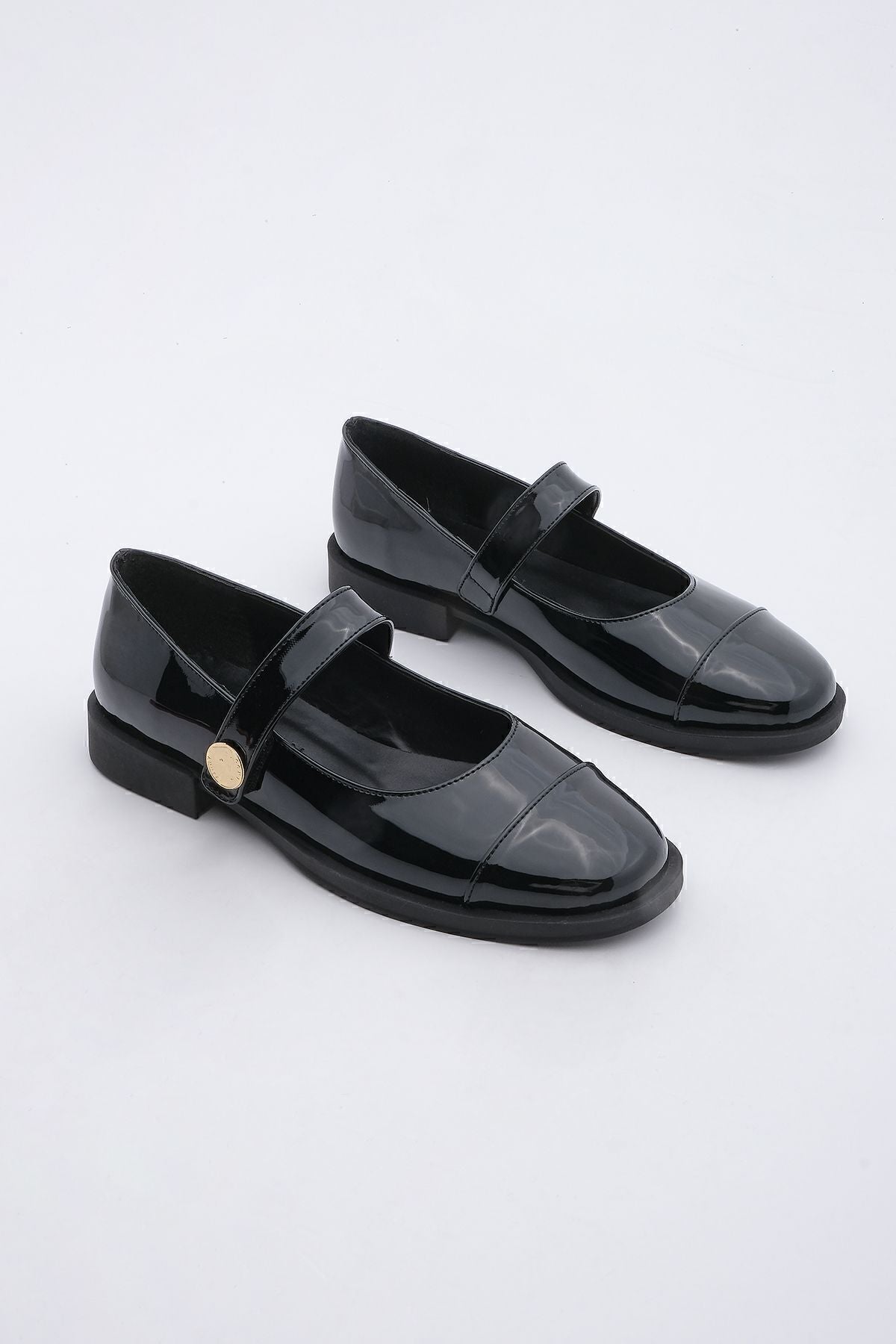 Woman Loafer Calcar Daily Shoes Valsey Black Patent Leather