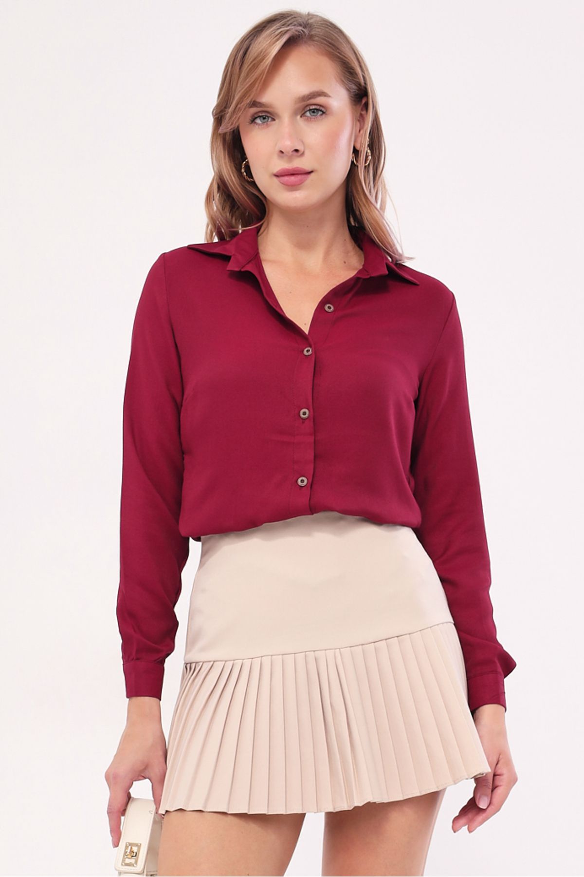Female Bordeaux Long Sleeve Flat Shirt ARM-18Y001176