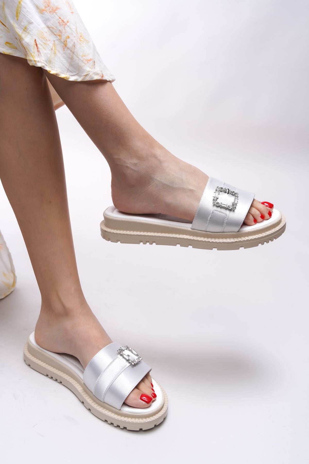 Johkilia Woman Slippers 0012603 Gray Satin