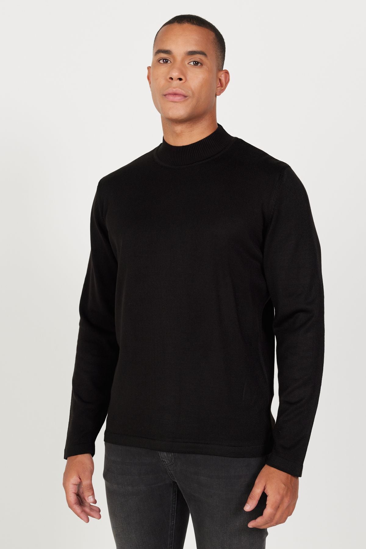 Men's black hair growth anti-pilling standard fit normal cut half fisherman collar knitwear sweater