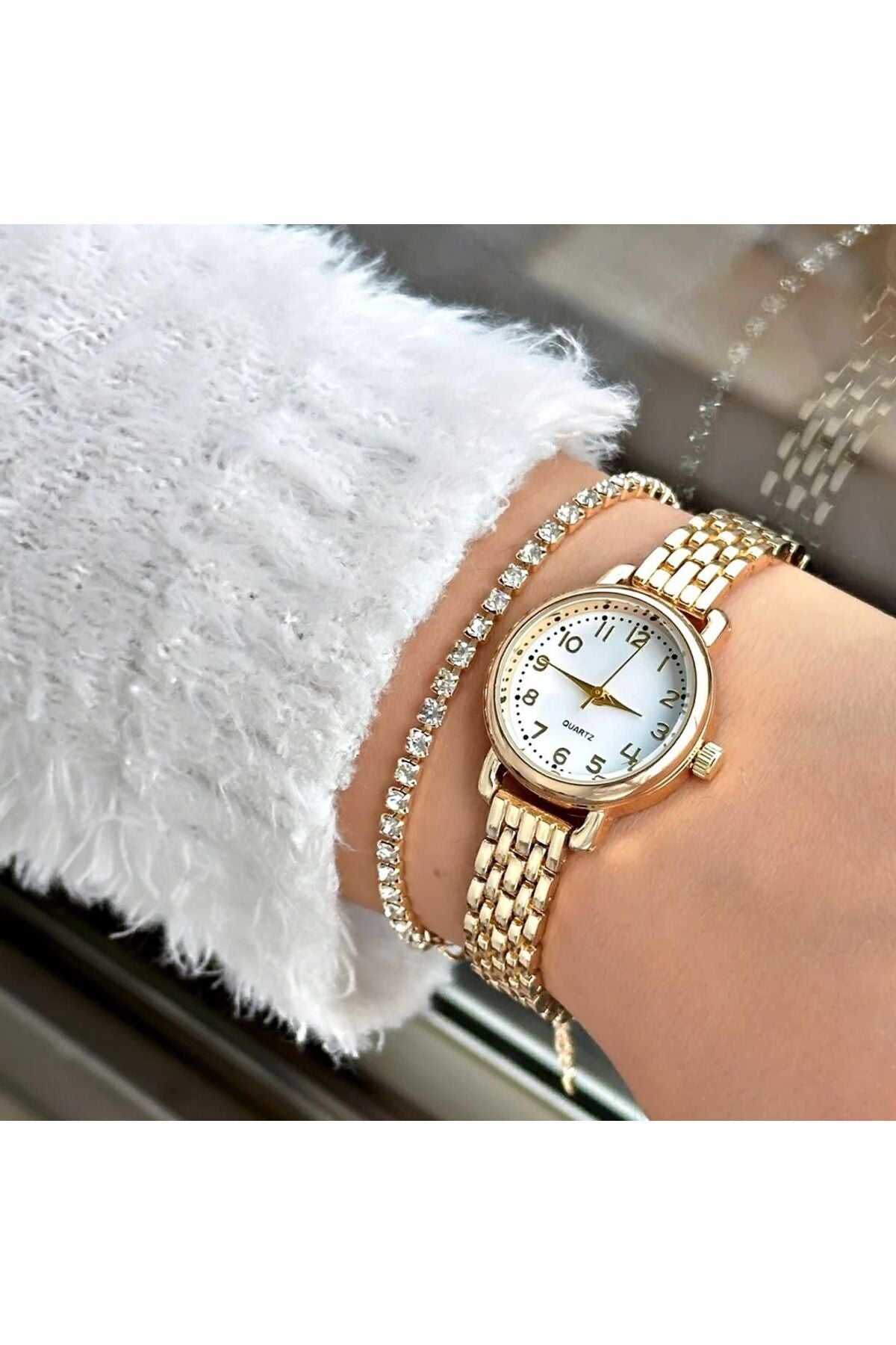 Women's Watch Steel Case Gold Color