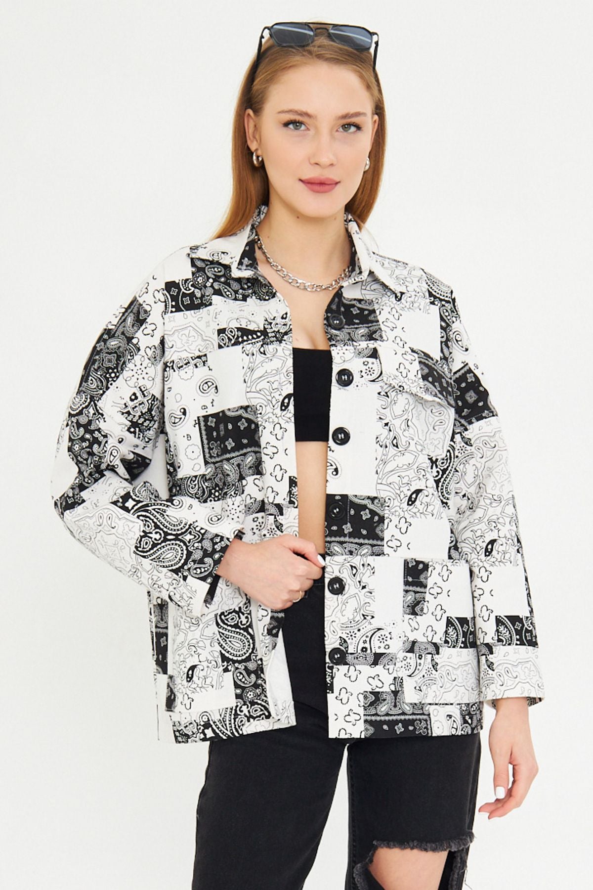Women's White Patterned Pocket Detail Shirt Jacket ARM-25K001071