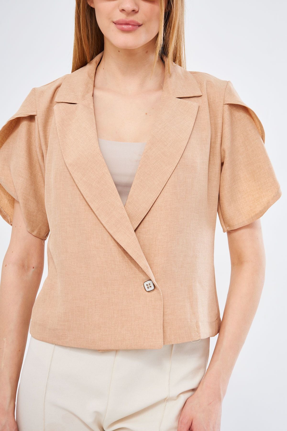 Female mink ikosiokto jacket handle slits detailed crop short sleeve ARM-24Y001048