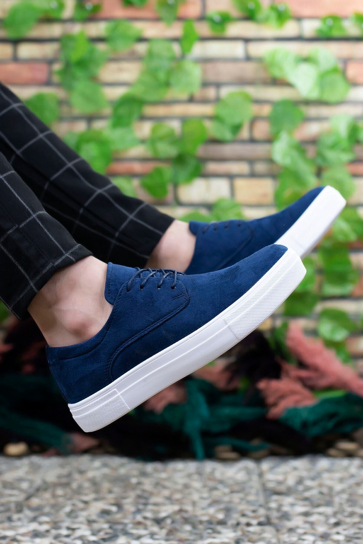 Men's Navy Blue Suede Sneaker 0012365