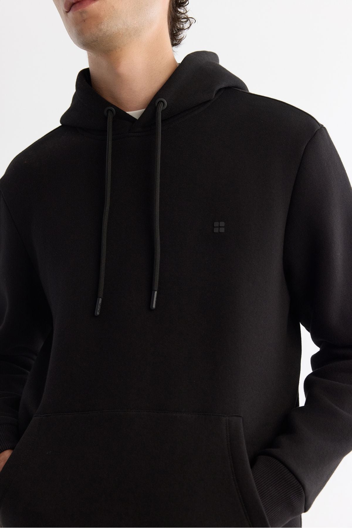 Men's black hooded collar 3 -IPr Sweatshirt B001103