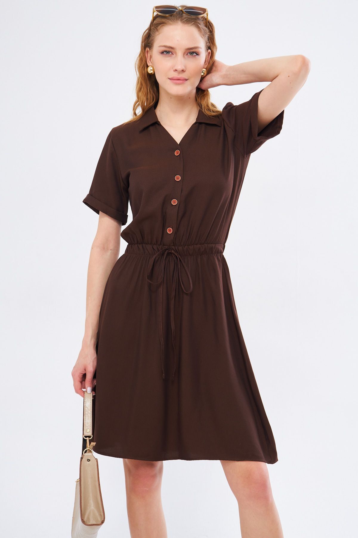 WOMEN'S COFFEE WALL TIRLED SHORT SOLD SHIGHT DRESS ARM-23Y001035