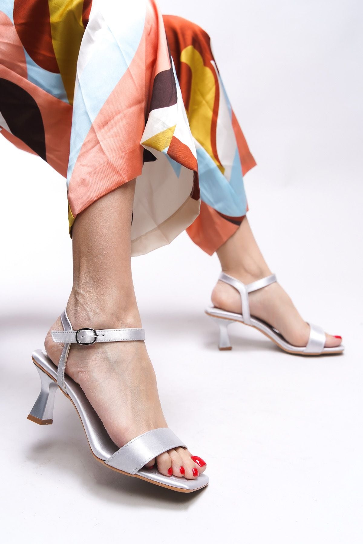 Ameradyl Women's Evening Heels Shoes 0012248 Silver Satin