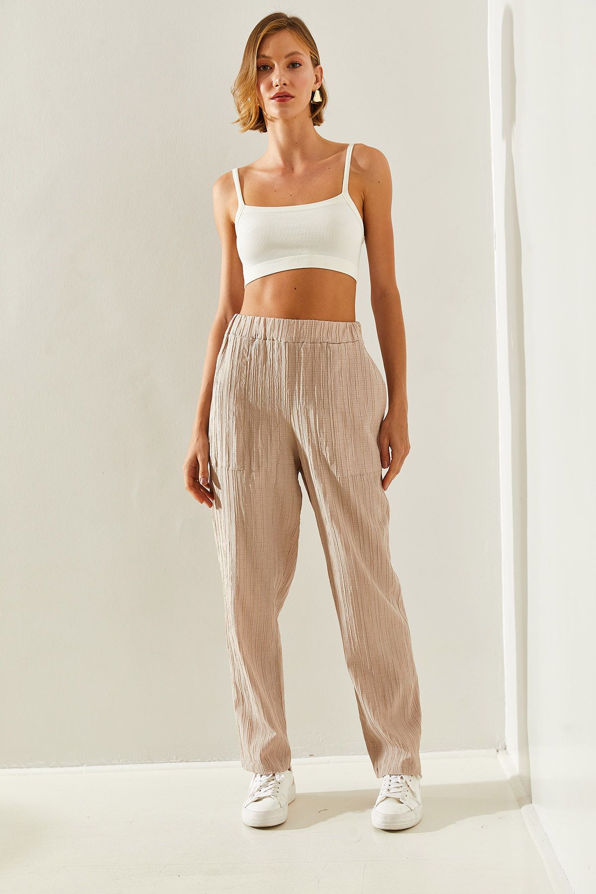 Woman Big Pocket Detail Waist Tire Linen textured pants 60251292