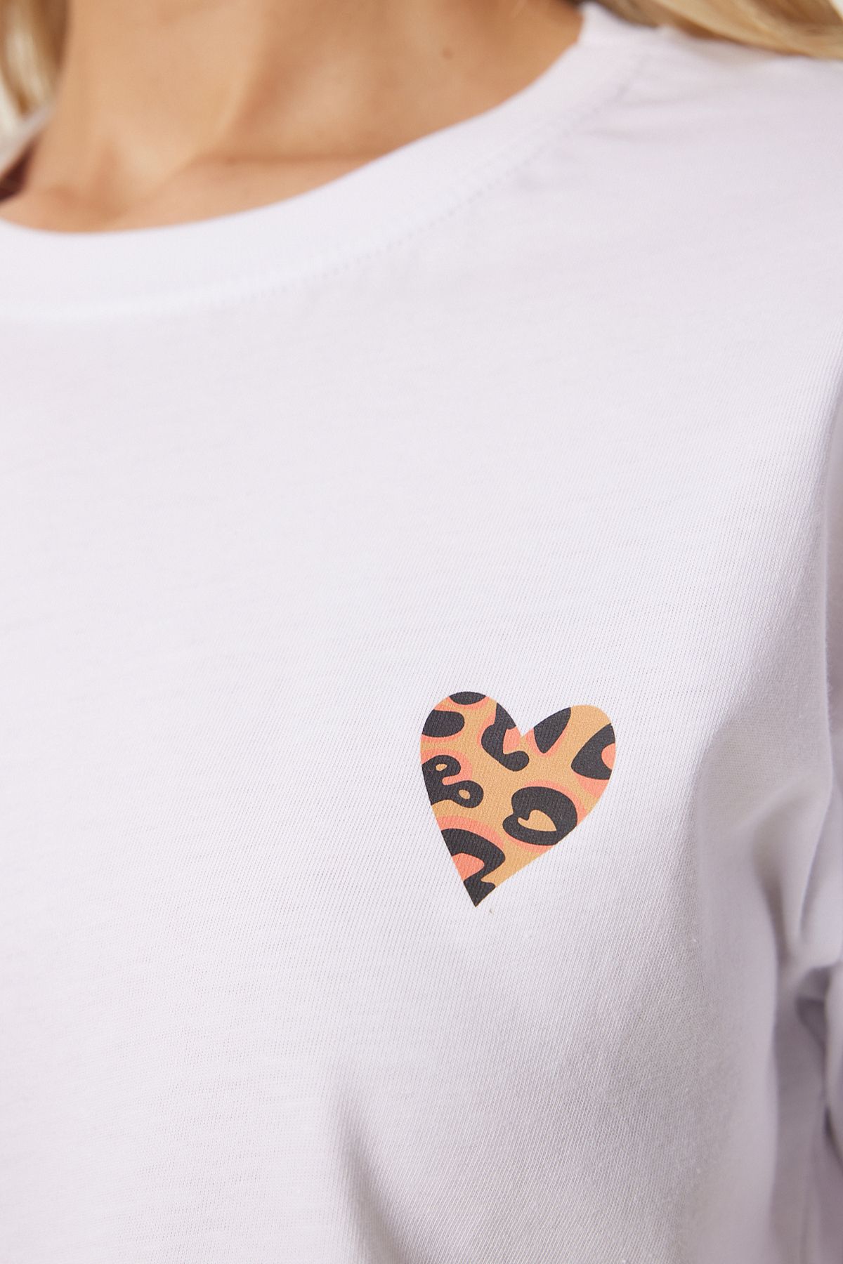 Woman White Heart Printed Cotton Short Knitting T-Shirt AN00224