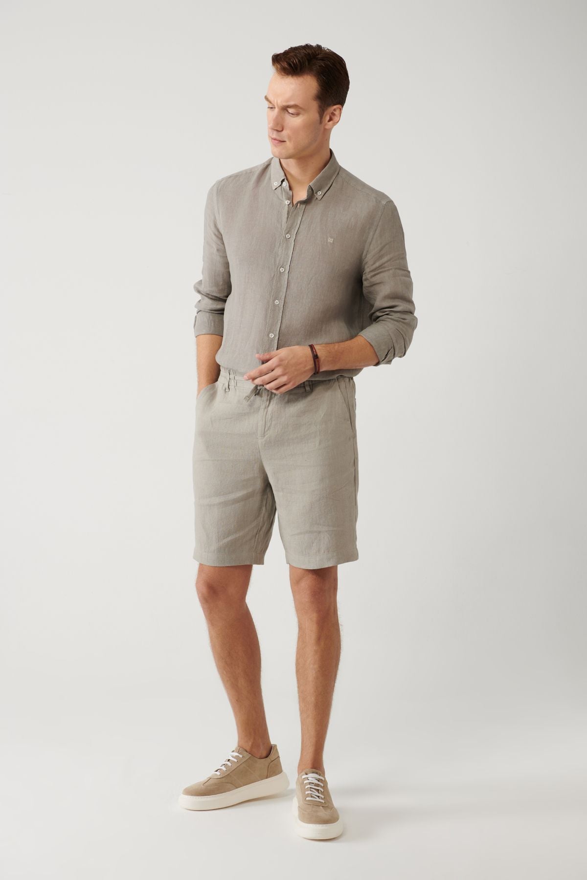 Men's Gray Waist Tire 100 %Linen Assos Short A41y3710