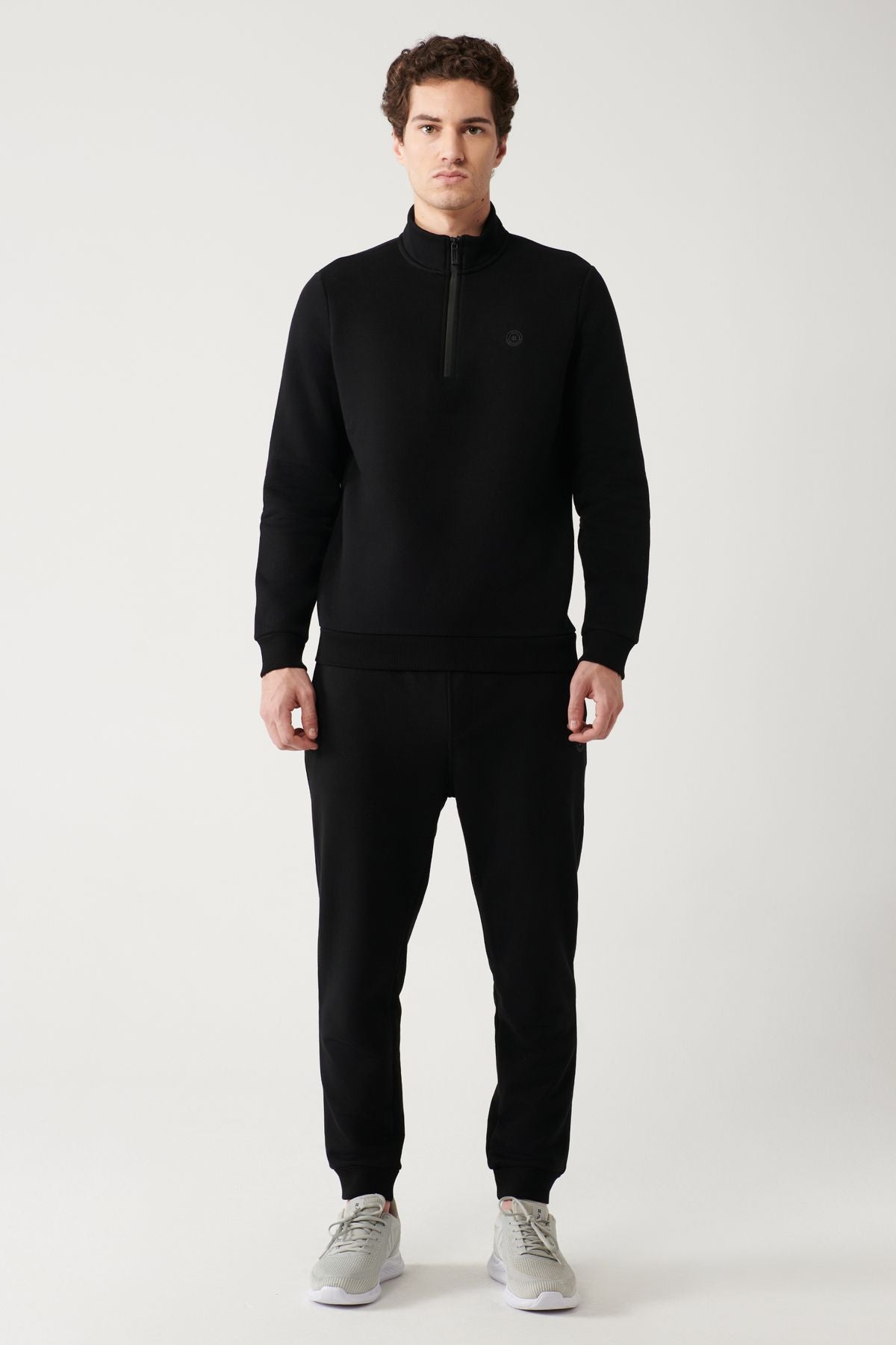 Men's black upright collar zipper with a bondon 3 IP Sweatshirt E001020