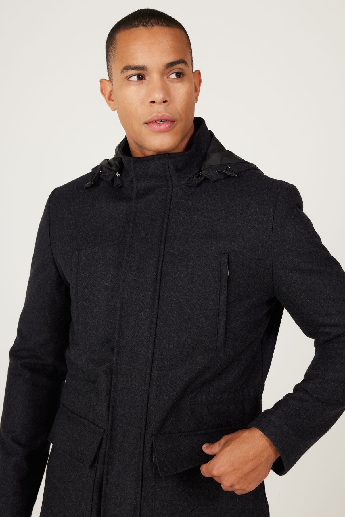 Standard Fit Normal Cutting Hooded woolen anthracite coat