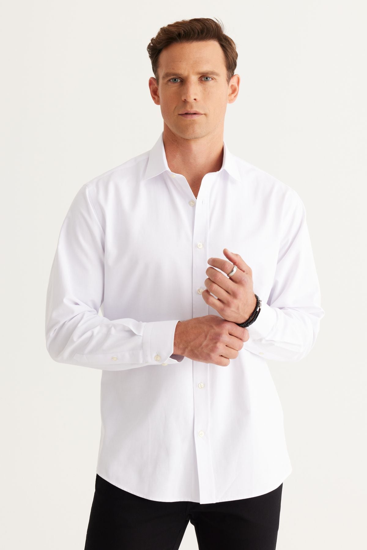 Men's White Comfort Fit Casual Cut Classic Neck Clause Amesty Shirt