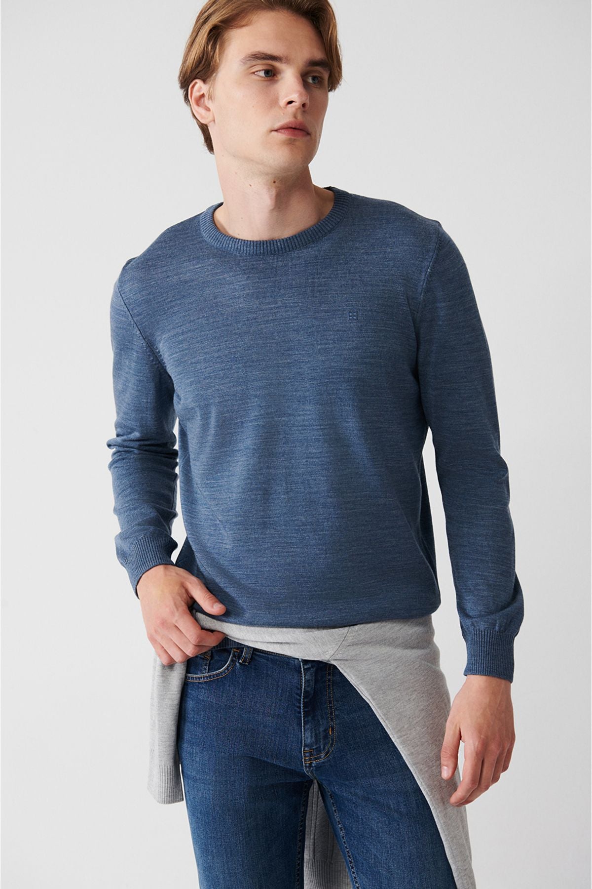 Men's Indigo Bicycle collar Follow -up knitwear sweater E005000
