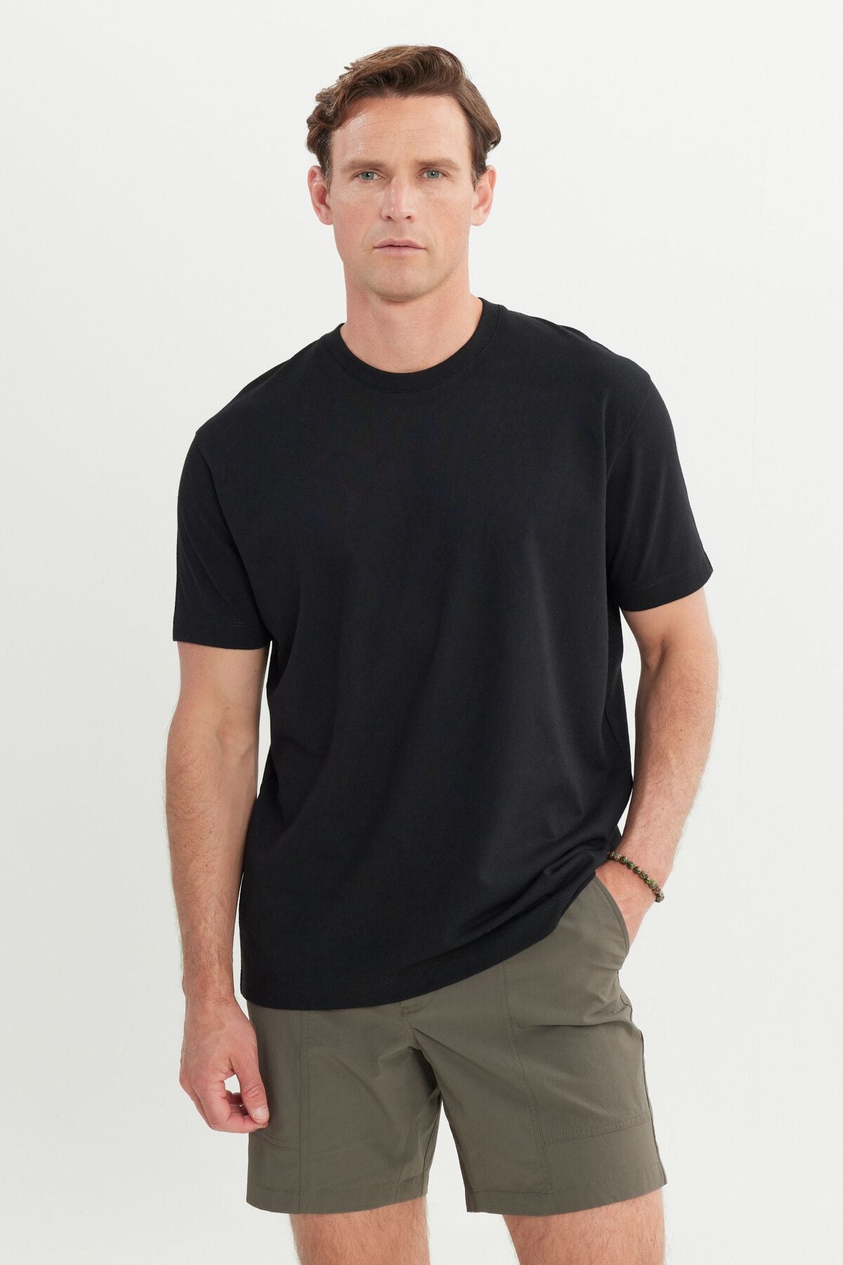 Men's black cotton modern fit comfortable cut bicycle collar t -shirt