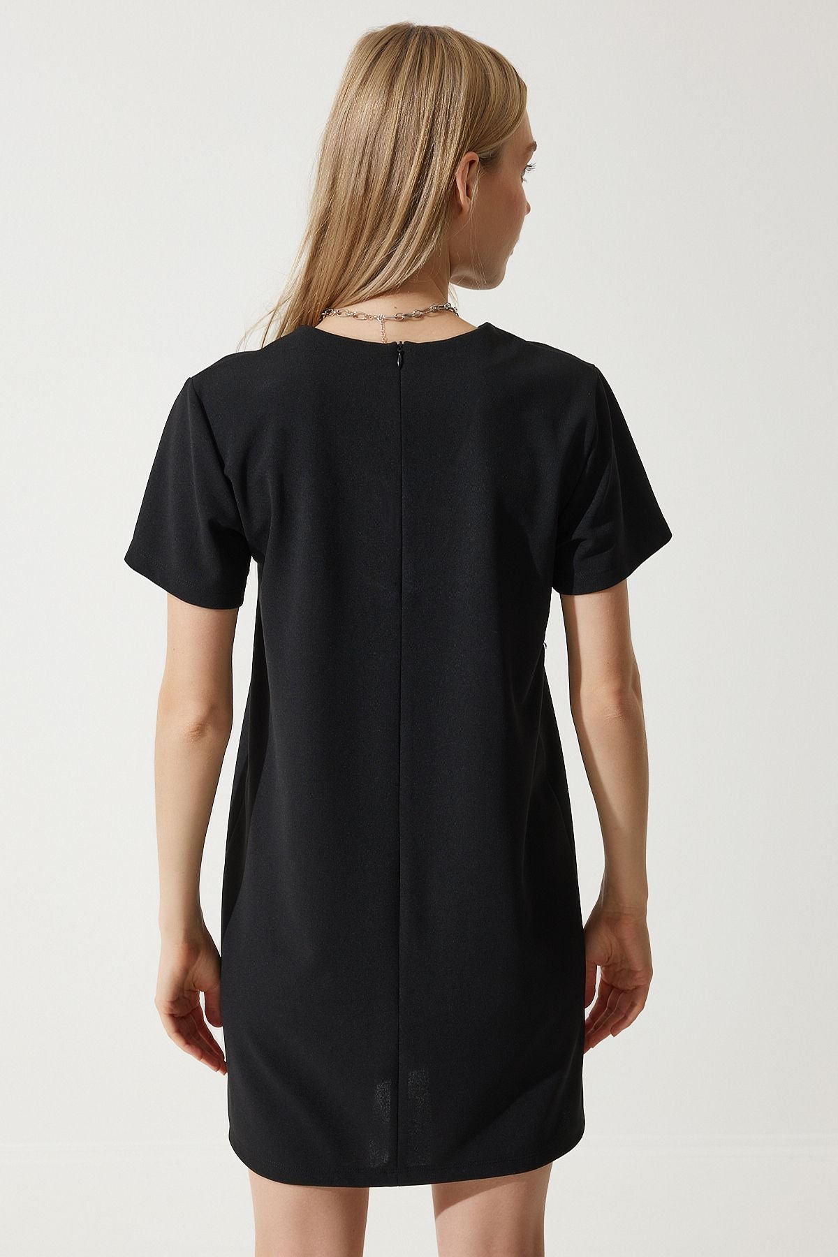 Woman Black Bicycle Neck Basic Crepe Dress to00136