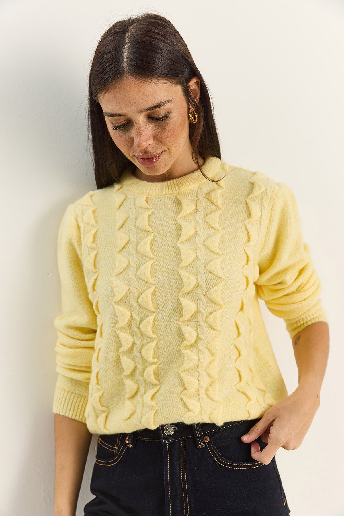 Women's Crew Neck Frilly Soft Knitwear Sweater 60261184