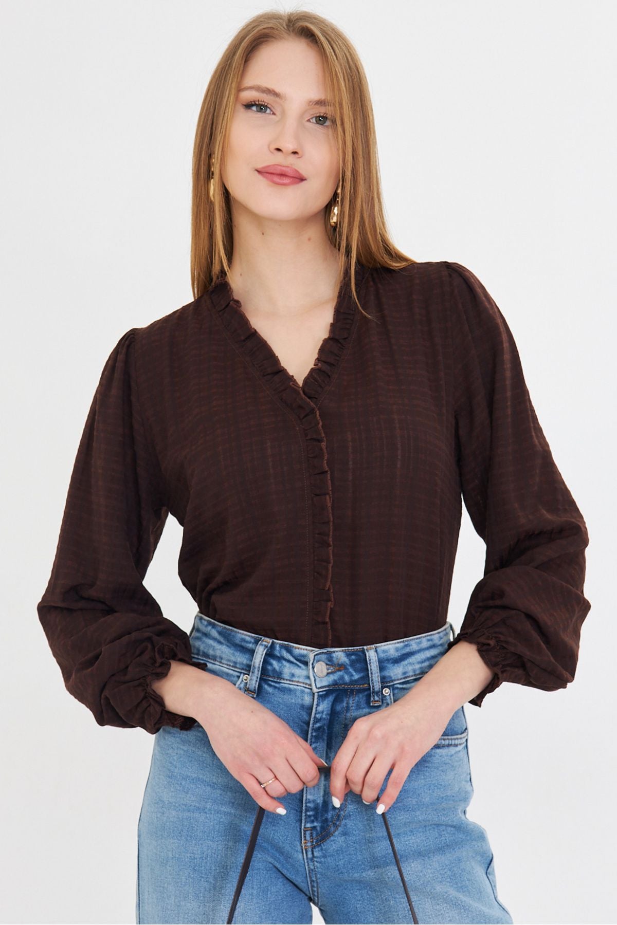 Woman Dark Coffee Collar and Ruffle Detailed Arms with Rubber Long Sleeve Blouse ARM-25K001030