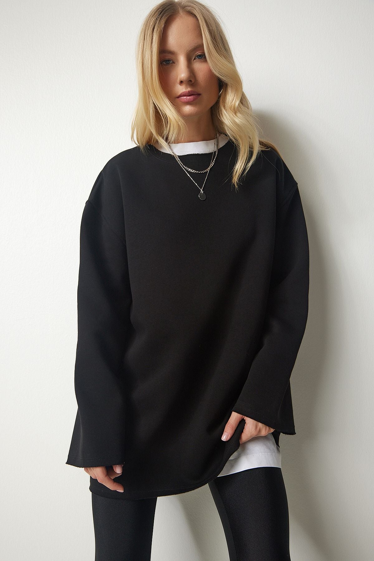 WOMEN'S Black Shardon Oversize knit Sweatshirt NJ00131