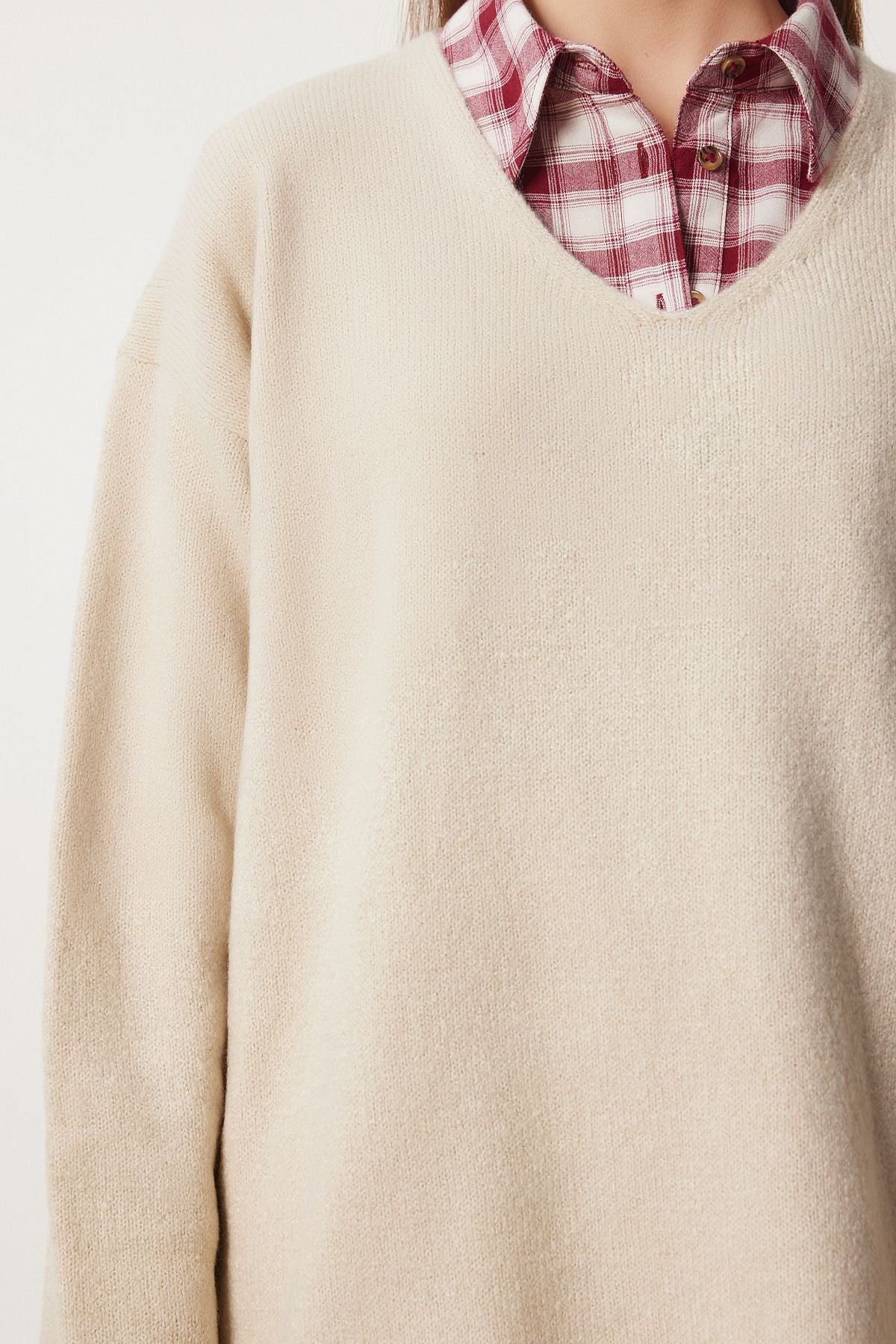 Female Beige V Yaka Knitwear Kazakh ZA00063
