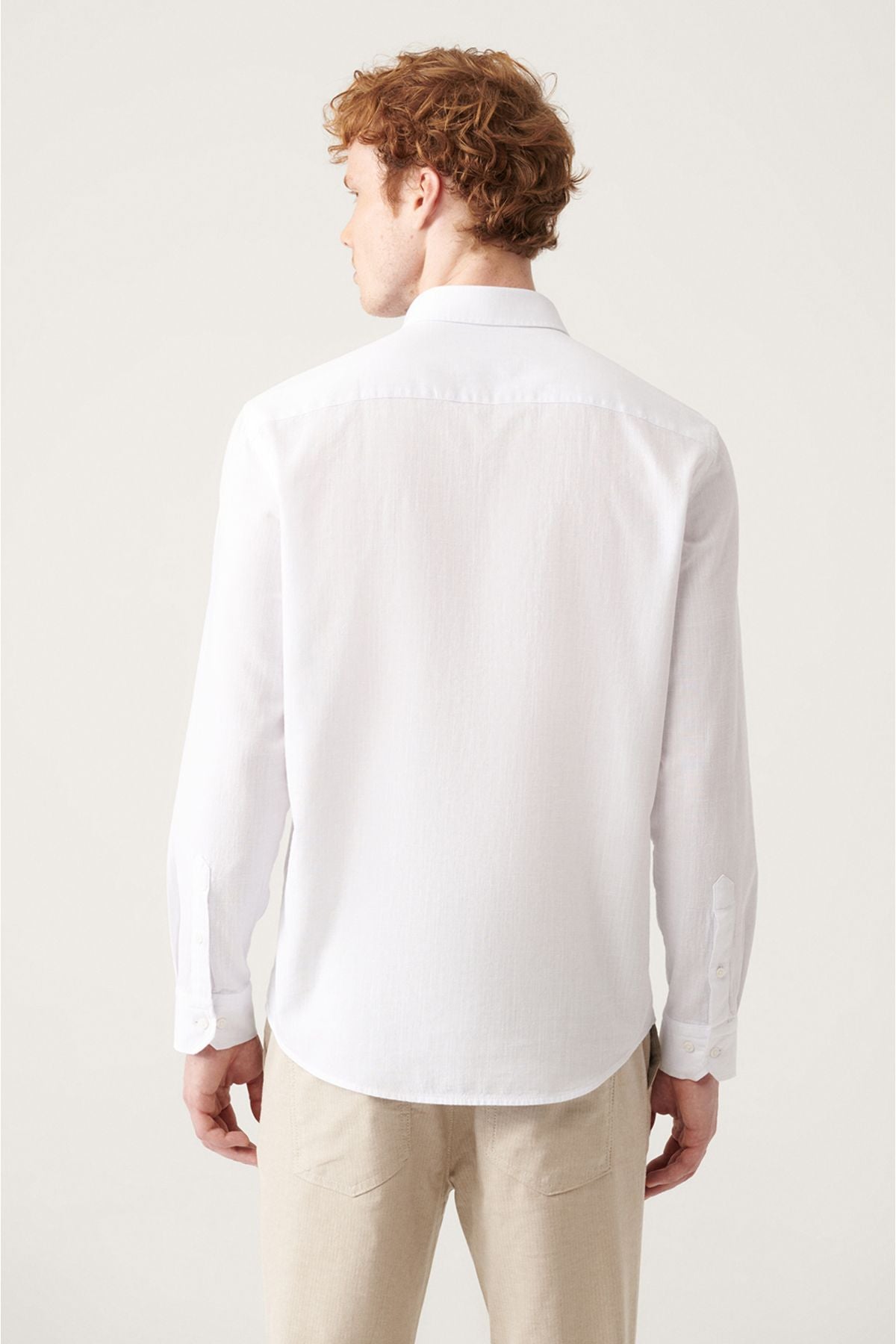 Men's white button collar 100 %cotton linen textured shirt E002141