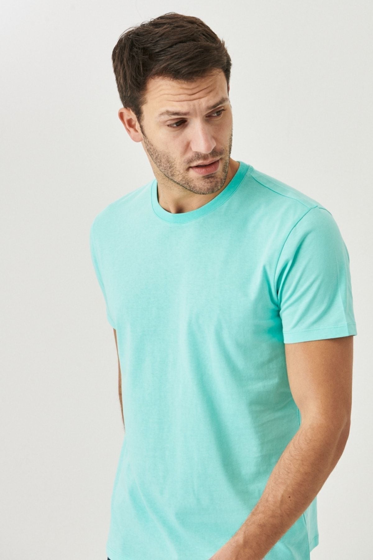 Men's turquoise 100 %cotton slim fit narrow cut bike bike collar basic t -shirt