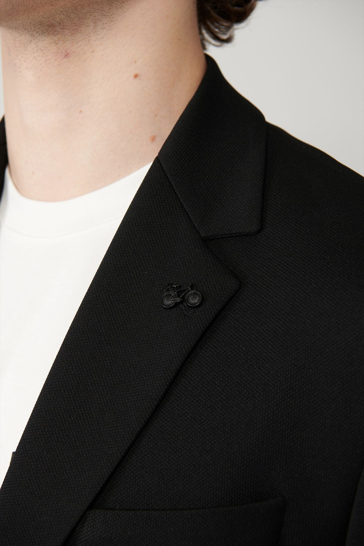 Men's black mono collar lined slit jersey fabric jacket B004000