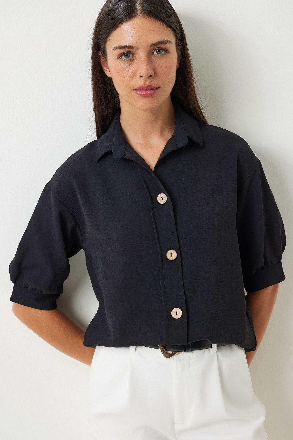 Female black balloon sleeve linen Ayrrin shirt DD01321
