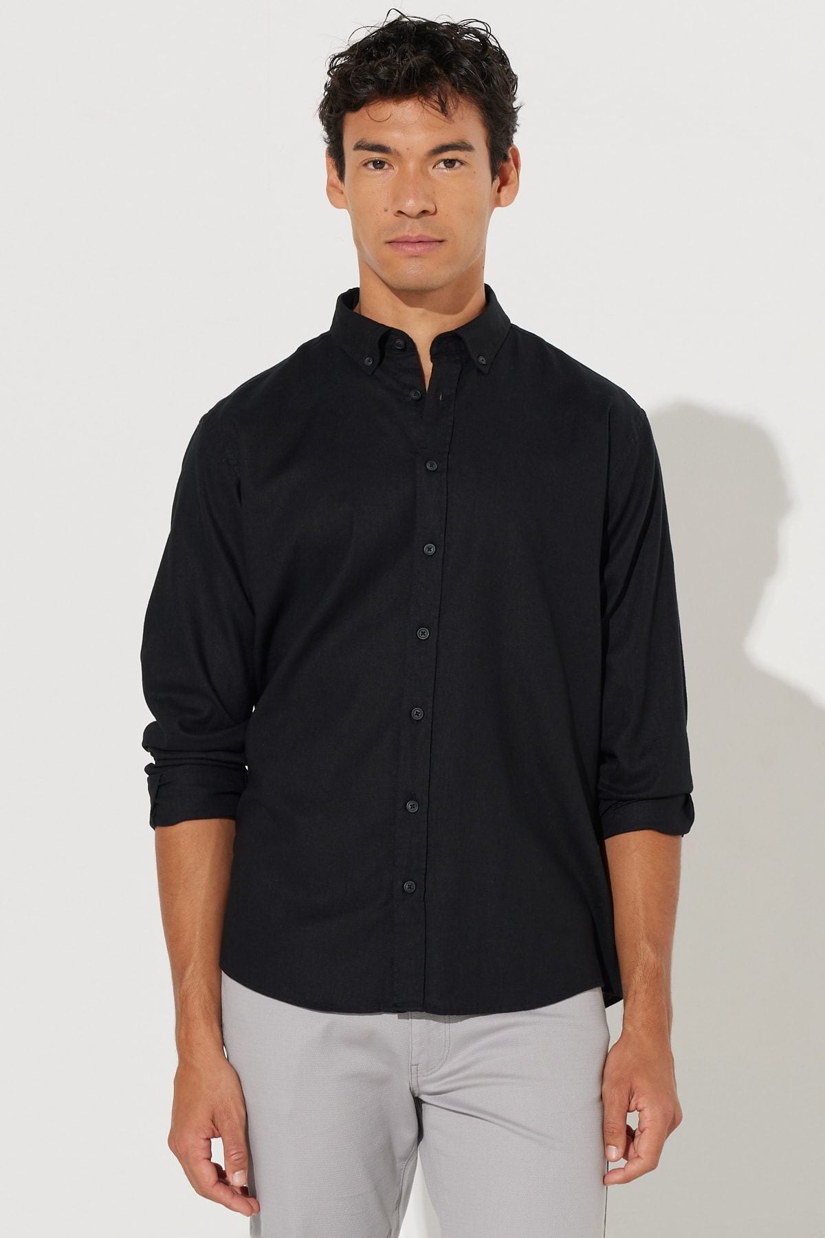 Men's black linen comfort fit comfortable cut buttoned collar shirt