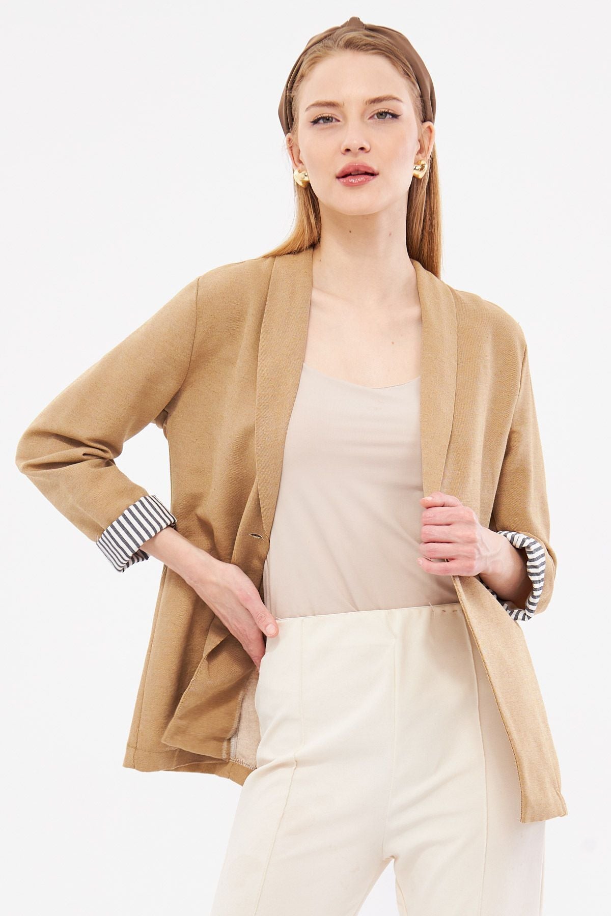 WOMEN DARK MISSION SOLID SOLID SOLUTION SOLID JACKET ARM-22K001122