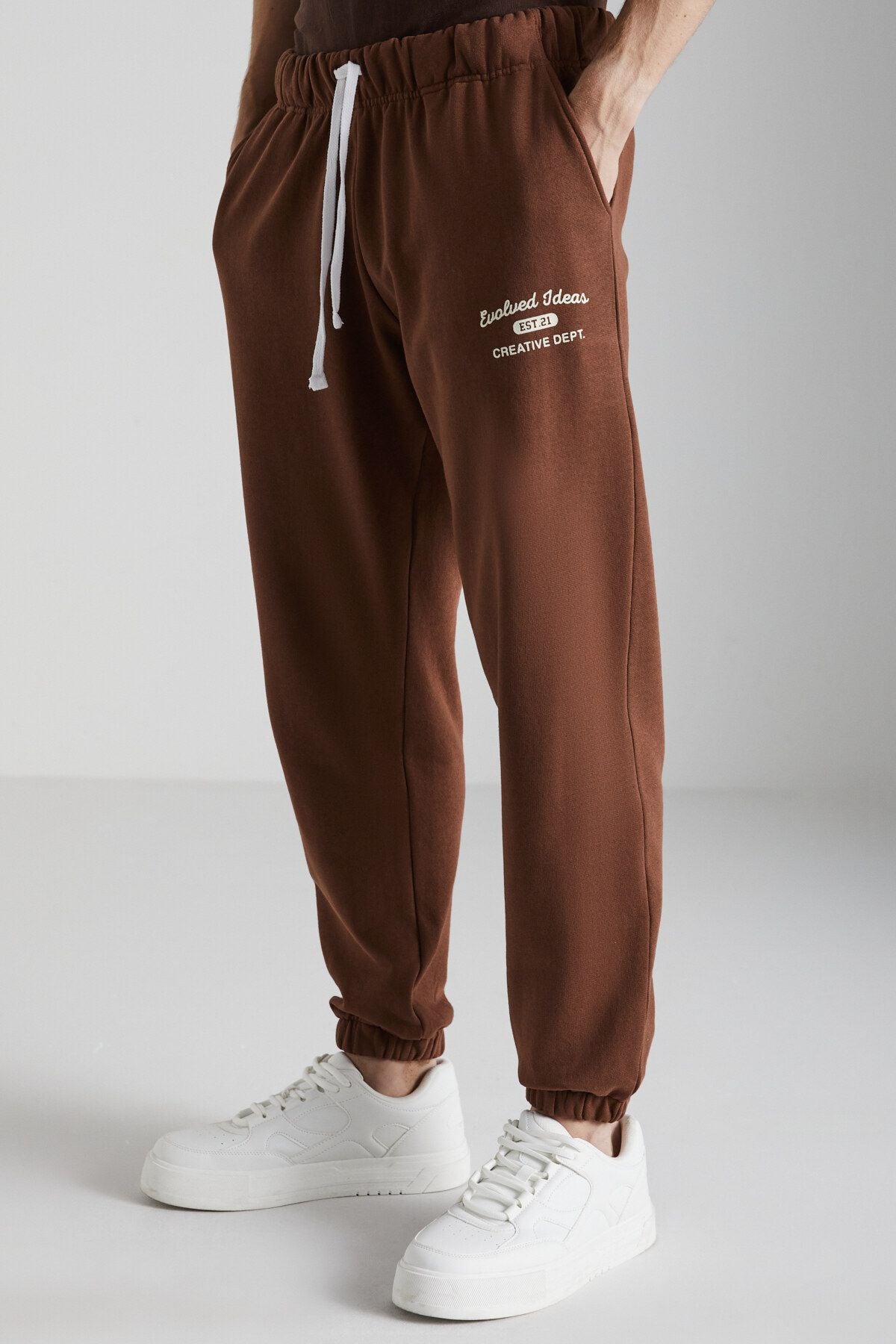 Notingham Men's 2 Set Relaxed Organic Cotton Brown Tracksuit Set with Shardon