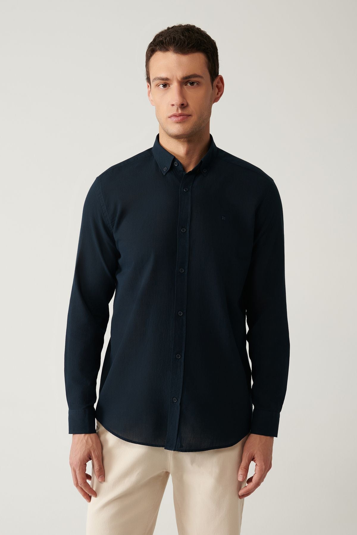 Men's Navy Blue Shirt 100 %Cotton Futter Soft key buttoned collar long sleeve regular fit E002206