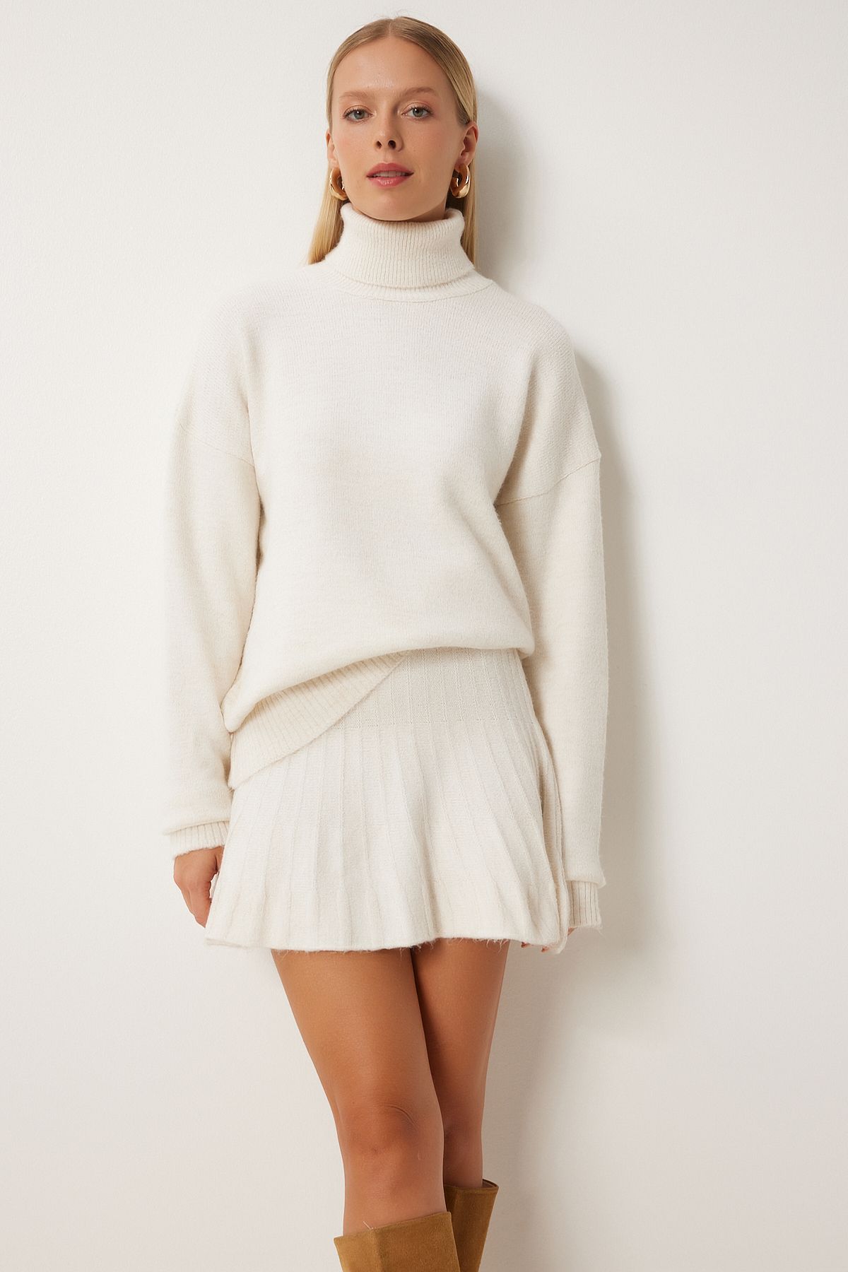 Women's cream fisherman collar knitwear sweater skirt set DD01343