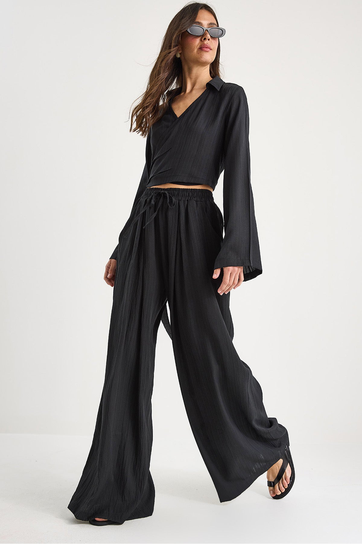 Women's V-Neck Tie Detailed Blouse with Pocket Detail and Loose Trousers Suit with Elastic Waist 60283324