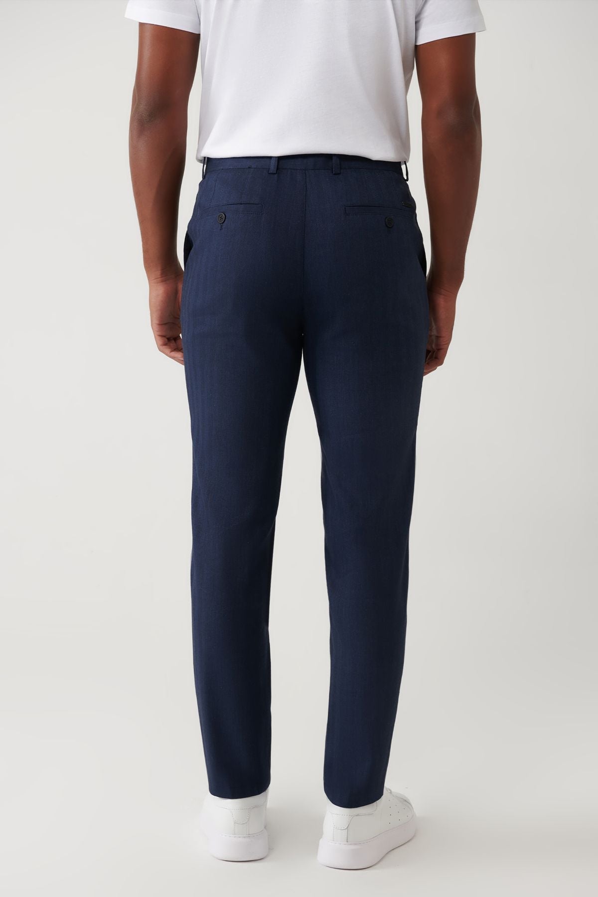 Men's navy blue on the other hand with flexible fabric lightweight pants A41y3206