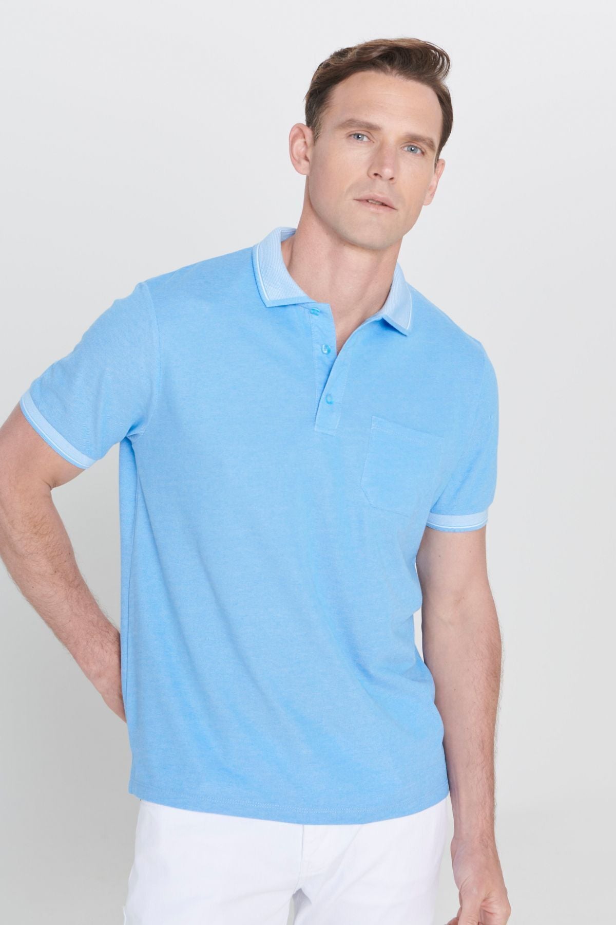 Men -Plugging Cotton Fabric Regular Fit comfortable cut blue curved polo collar pocket t -shirt