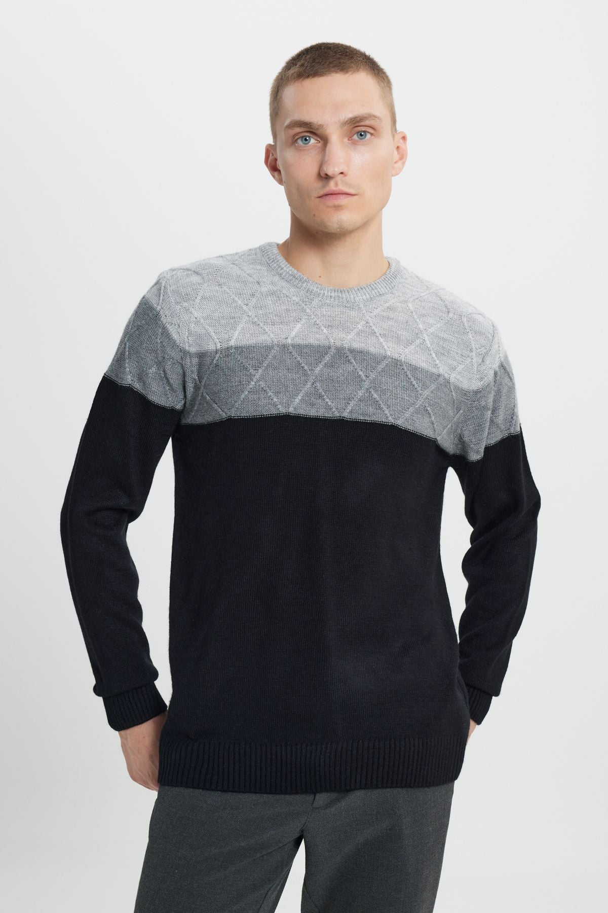 Men's Gray-Black Standard Fit Normal Cut Normal Class Colorblock Patterned Knitwear Kazakh