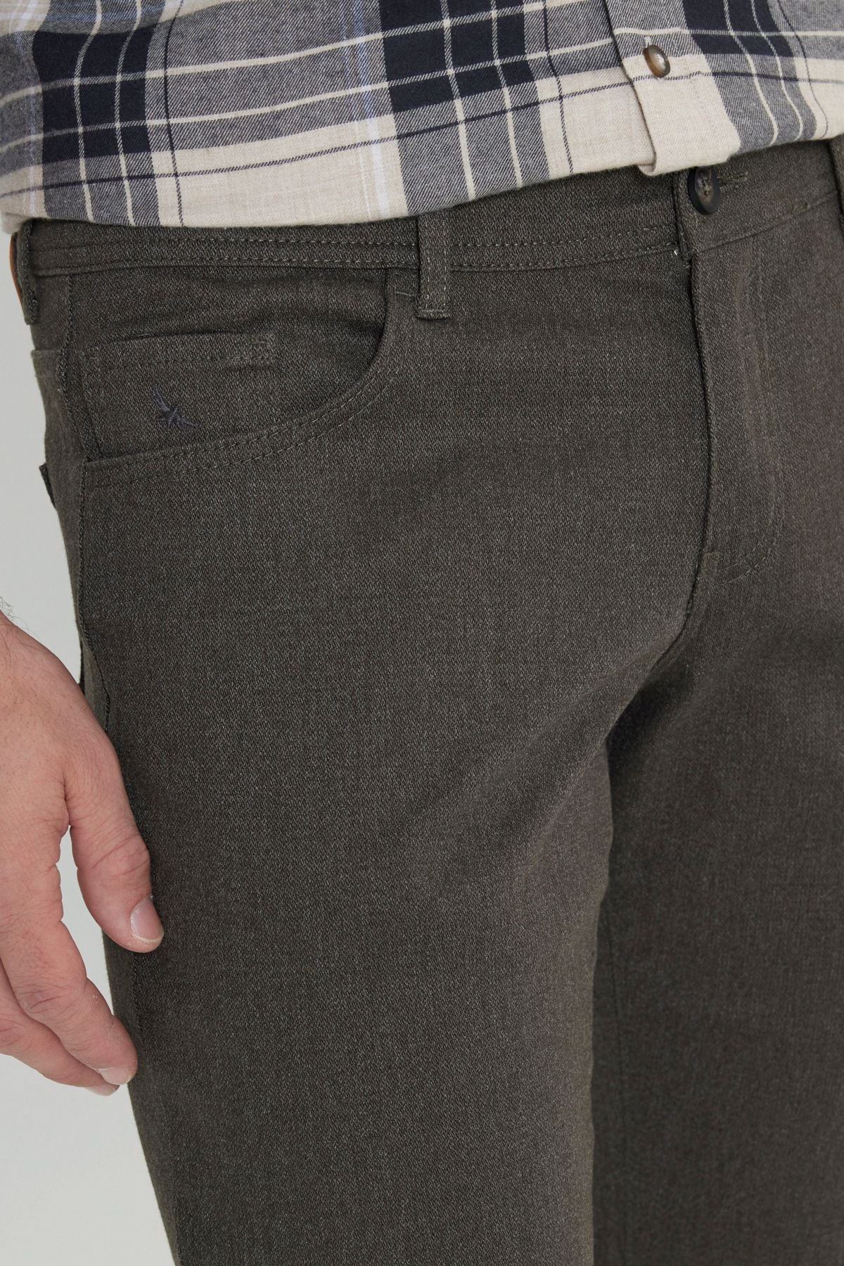 Men's Khaki Slim Fit Narrow Cutter Cotton Fleet Pants