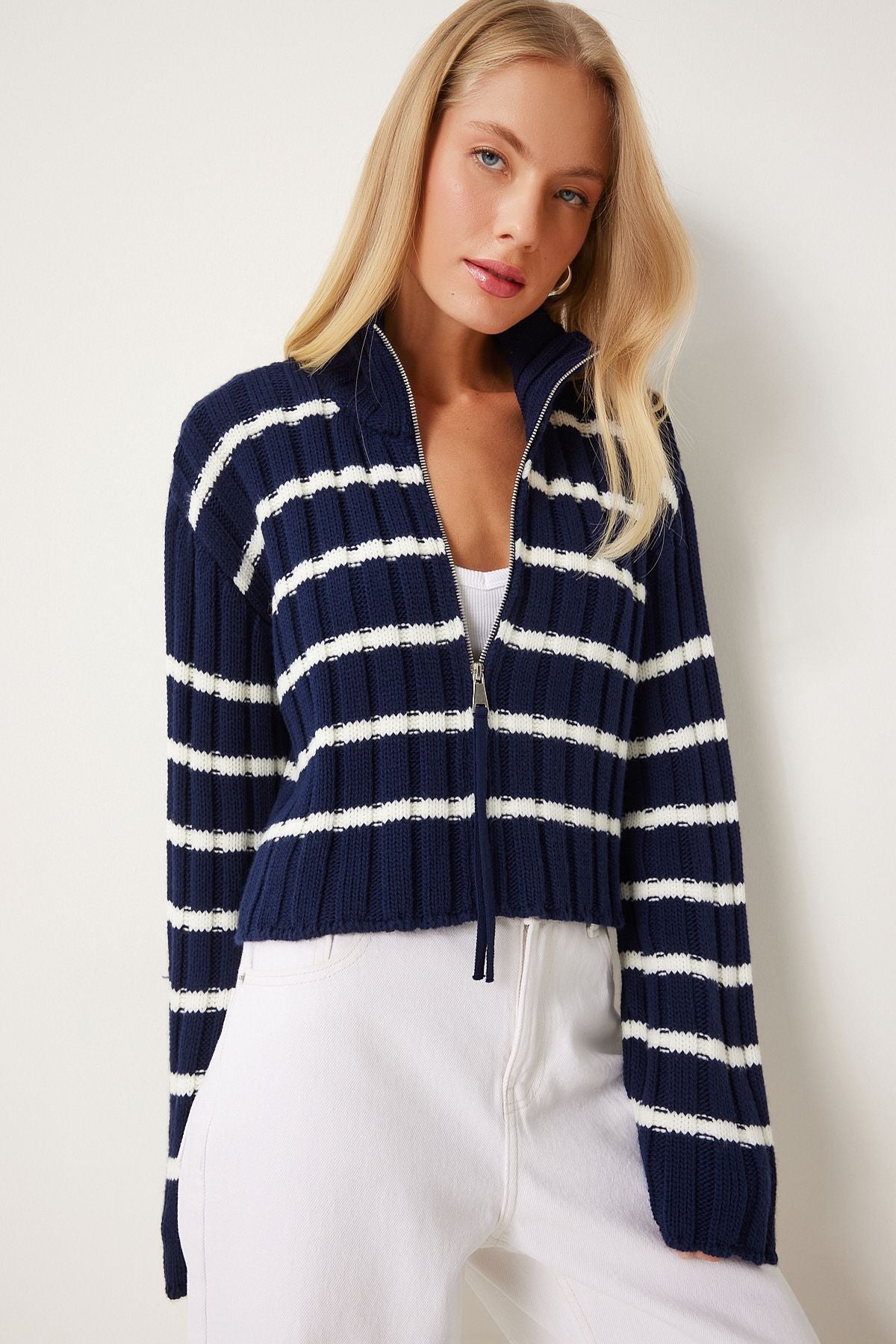 Woman Navy Blue Zipper striped upright collar knitwear cardigan pf00081