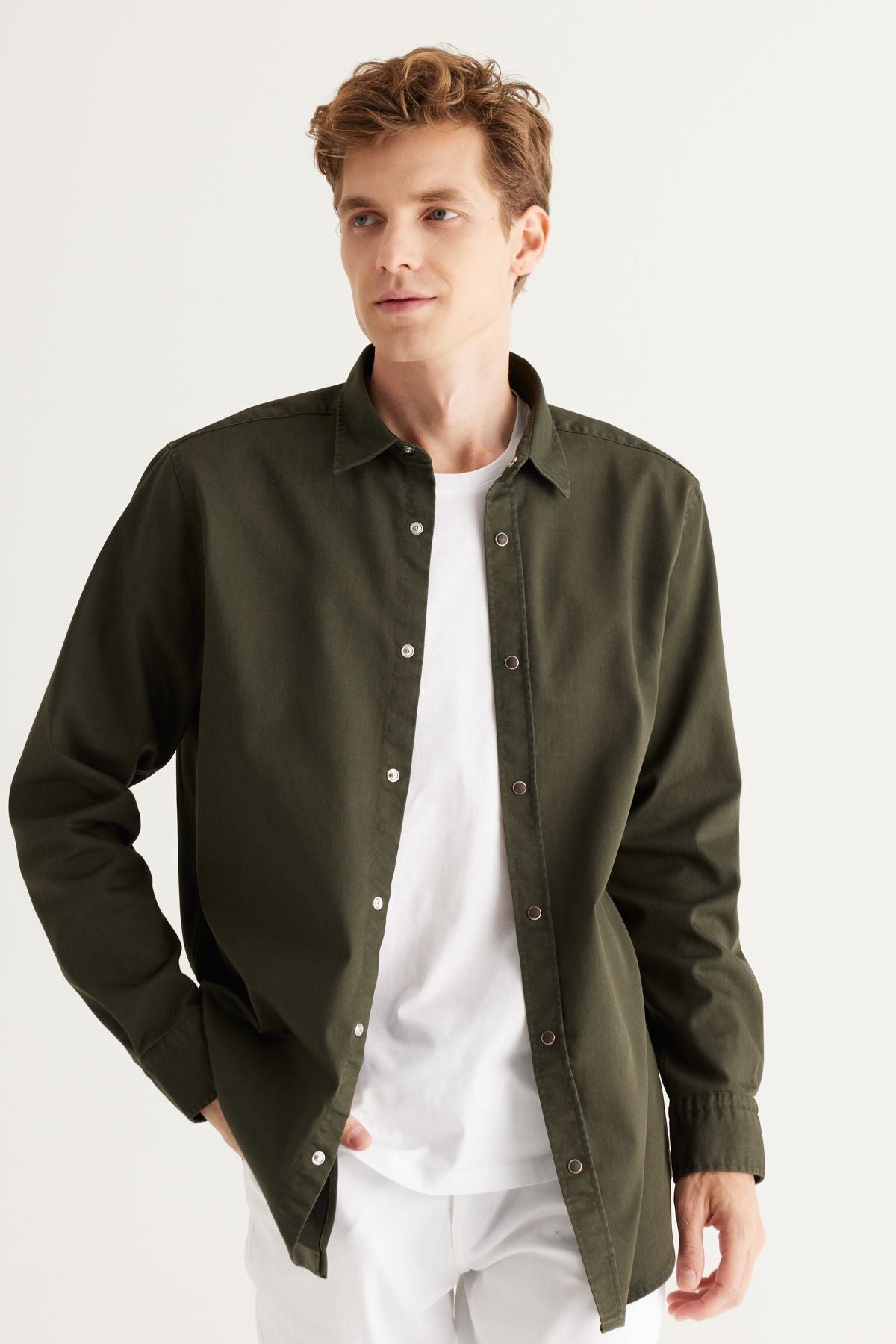 Men's Khaki Comfort Fit Casual Cut Cotton Diagonal Patterned Shirt