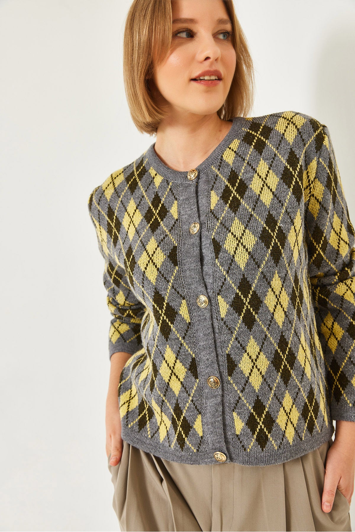 Women's Baklava Pattern Crew Neck Buttoned Knitwear Cardigan 241152 60261341