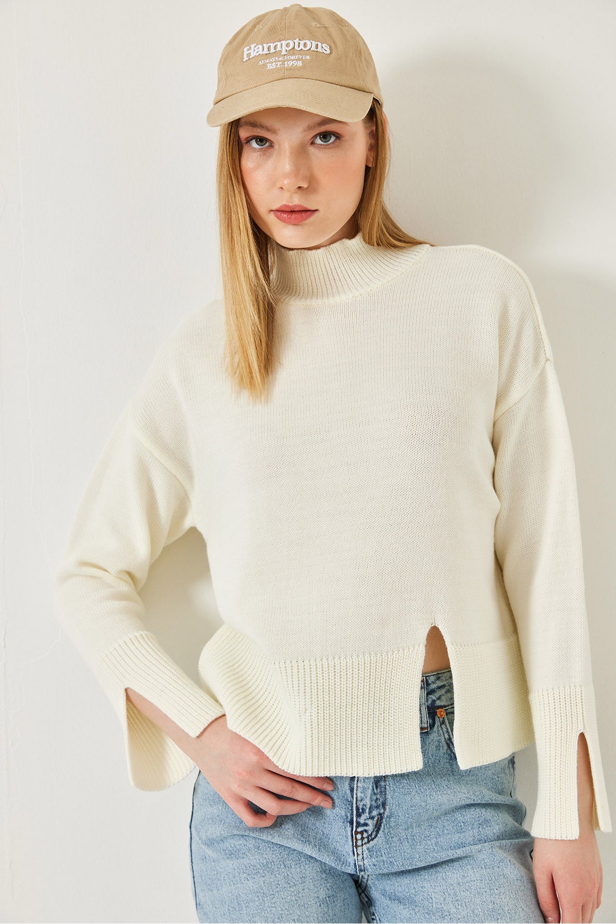 Women's Turtleneck Slit Front Knitwear Sweater 20246859