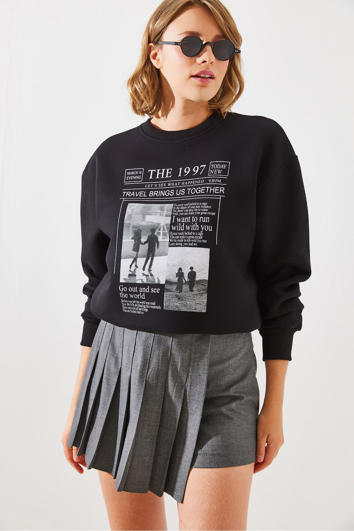 Women's Three Thread Raster The 1997 Printed Sweatshirt MBHS009 60601009