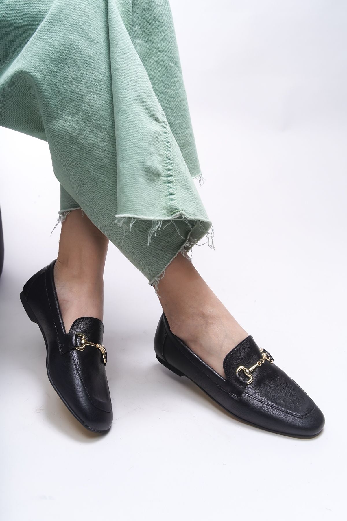Ophisalia woman ballet 001293 black skin
