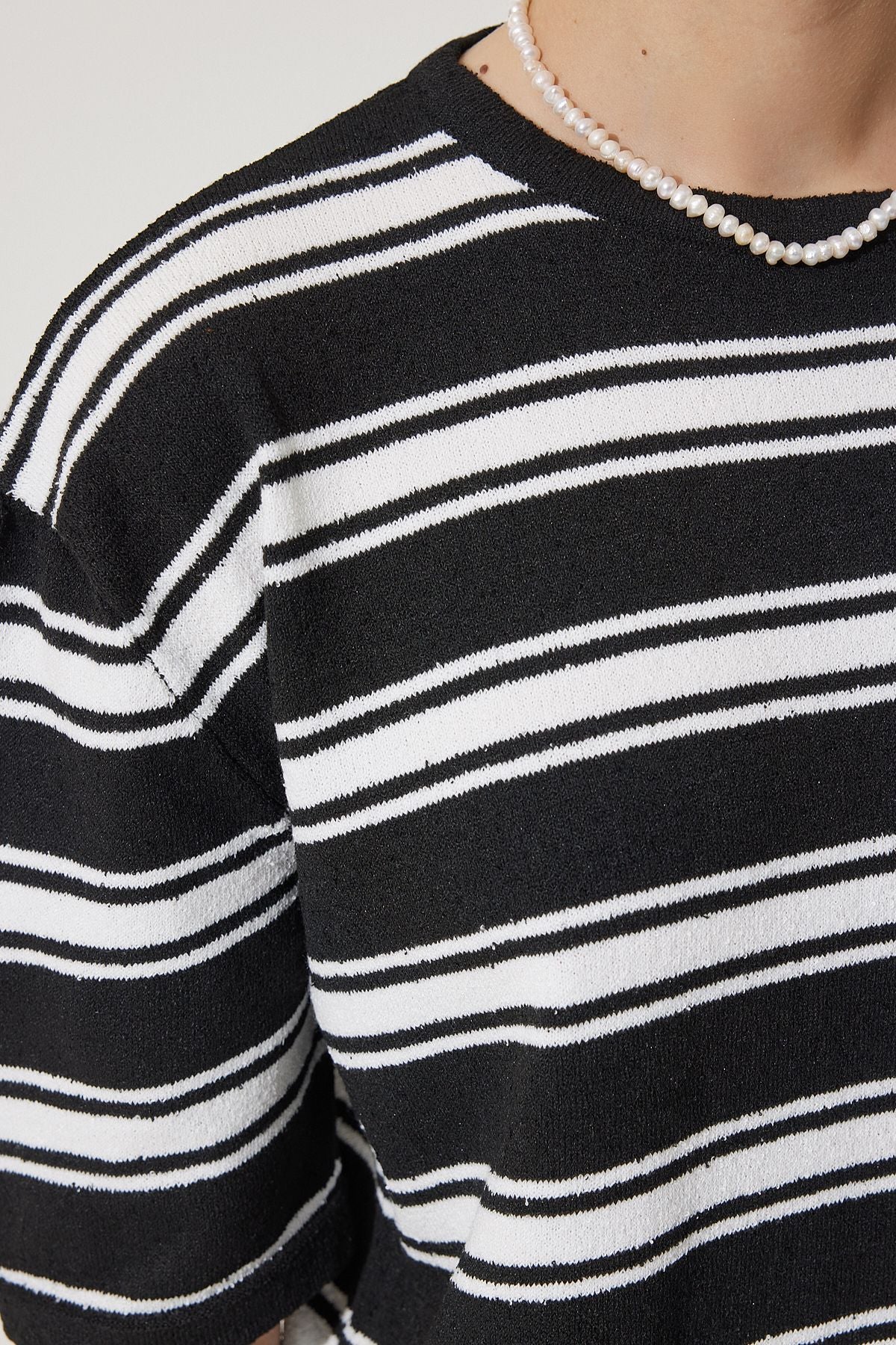 Female black striped towel tshirt shorts team yy00210